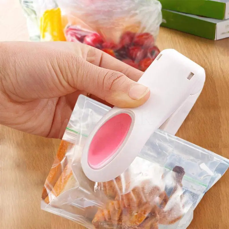 Handheld Mini Plastic Heat Sealing Machine Airtight Bag Sealer